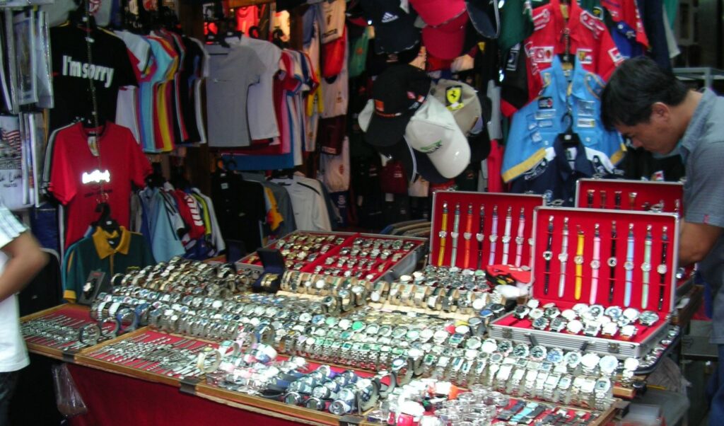 chinatown-seller-stall